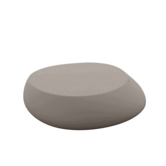 mobili-esterno-disegno-divani-divano-poltrona-coffetable-fioriere-stones-stefanogiovannoni-vondom (1)