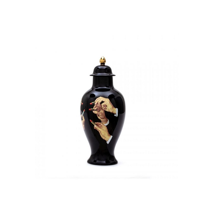 lipsticks-black-09793_2 lipsticks-black-09793_1