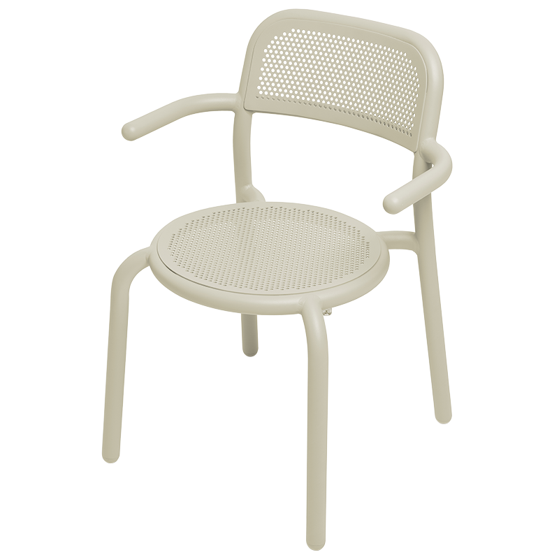 toni_chair_sedia_poltroncina_braccioli_arredamento_fatboy toni_chair_sedia_poltroncina_braccioli_arredamento_fatboy